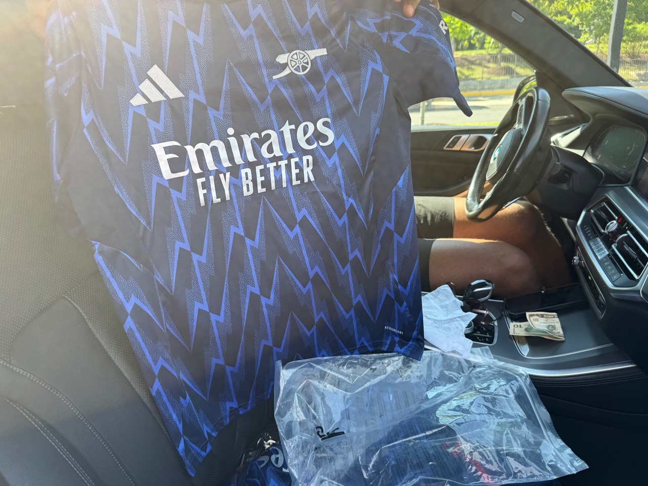Local pickup of an Arsenal jersey
